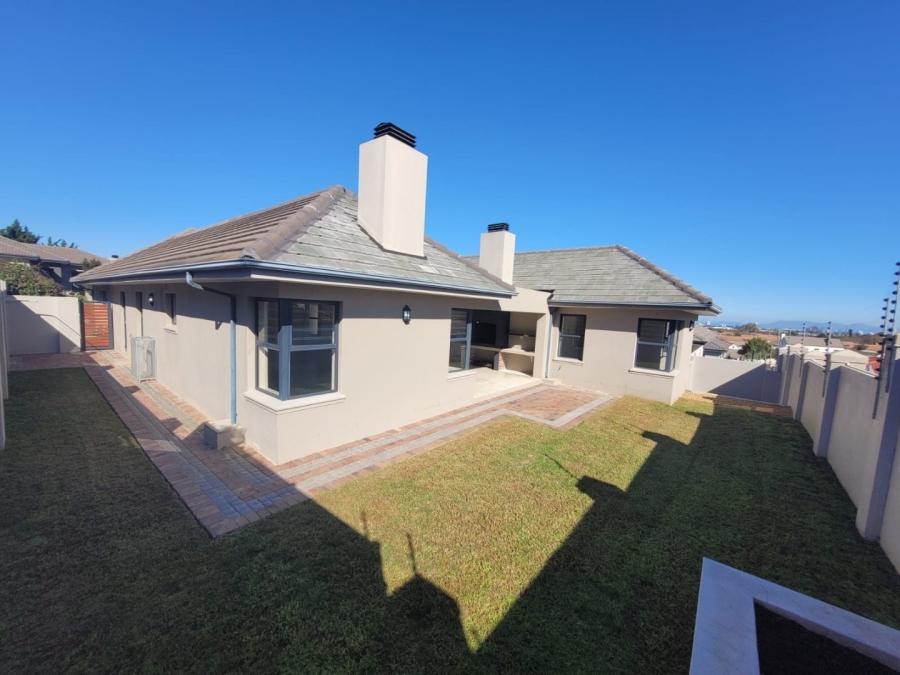 3 Bedroom Property for Sale in Hageland Estate Western Cape